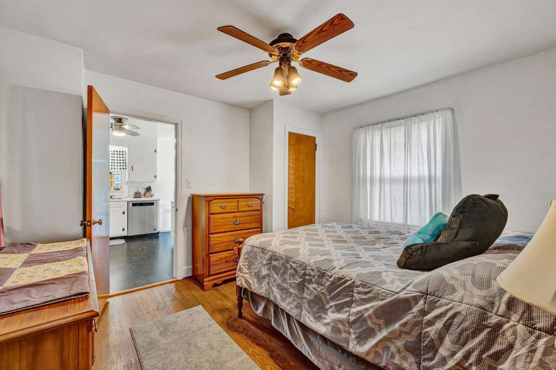 1121 Nover AVE - Photo 14
