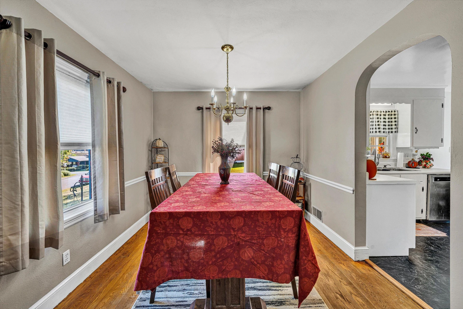 1121 Nover AVE - Photo 6