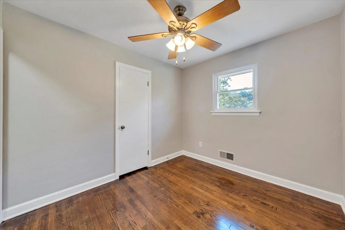 2413 Brambleton AVE SW - Photo 23