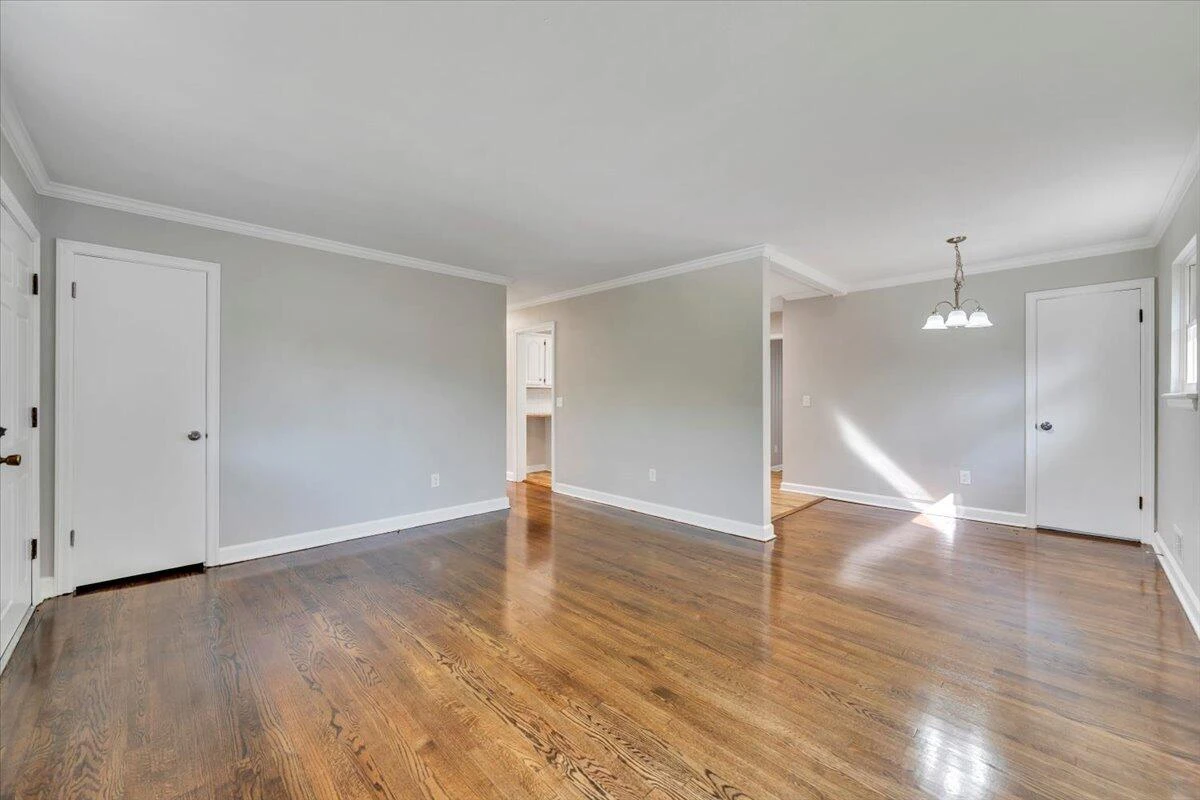 2413 Brambleton AVE SW - Photo 29