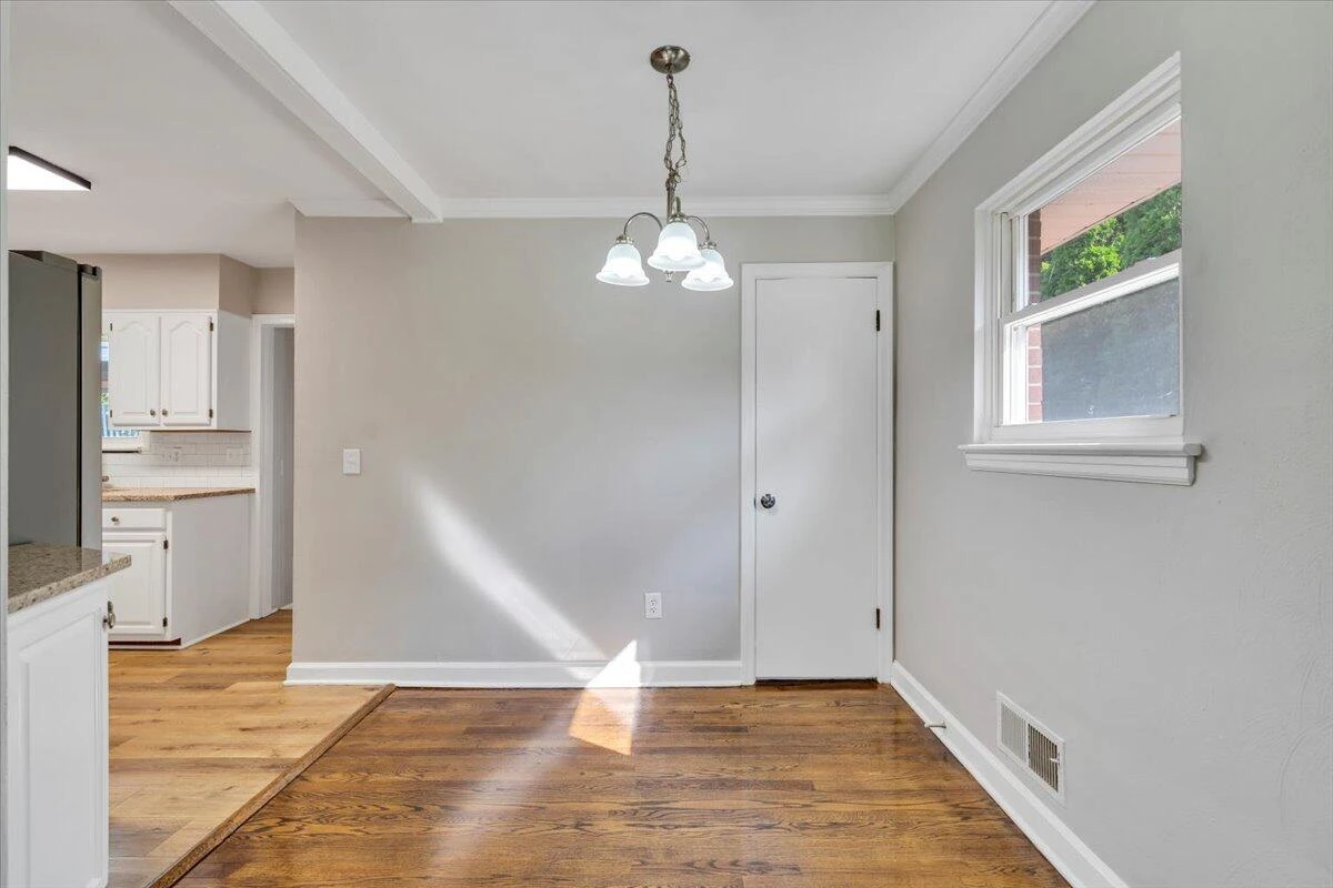 2413 Brambleton AVE SW - Photo 30