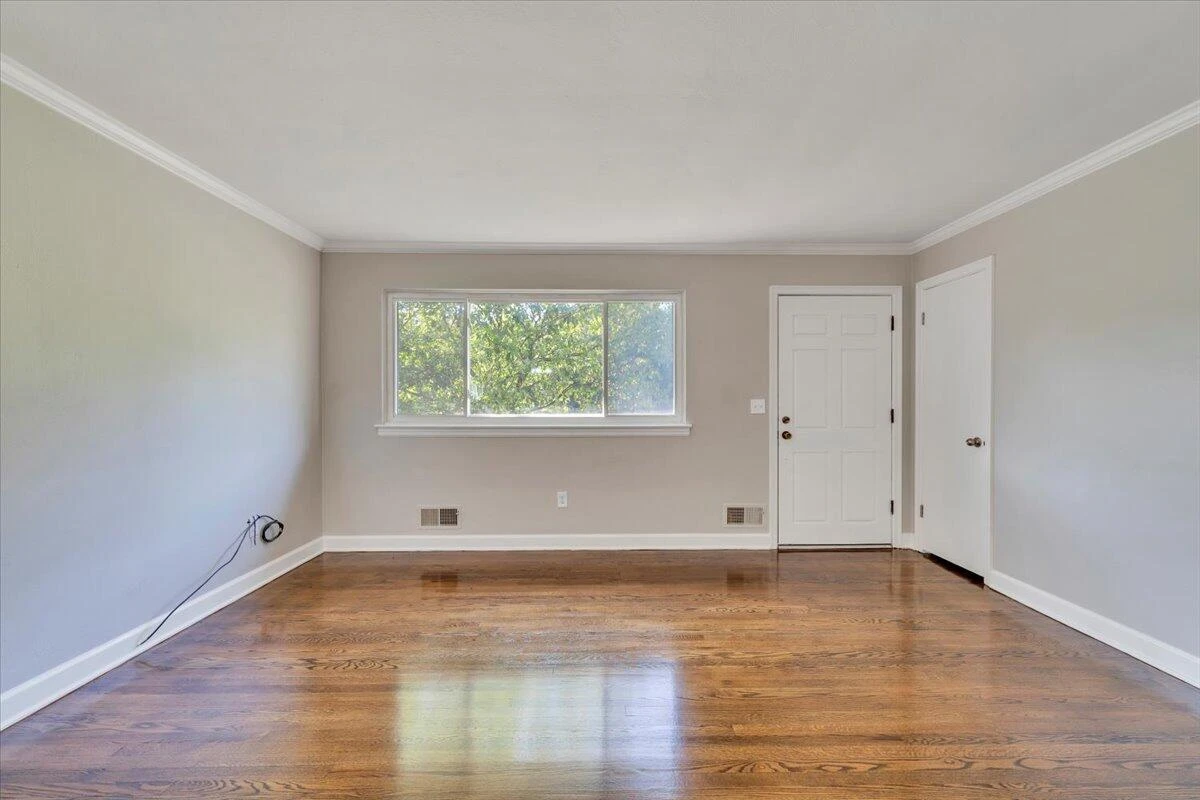 2413 Brambleton AVE SW - Photo 33