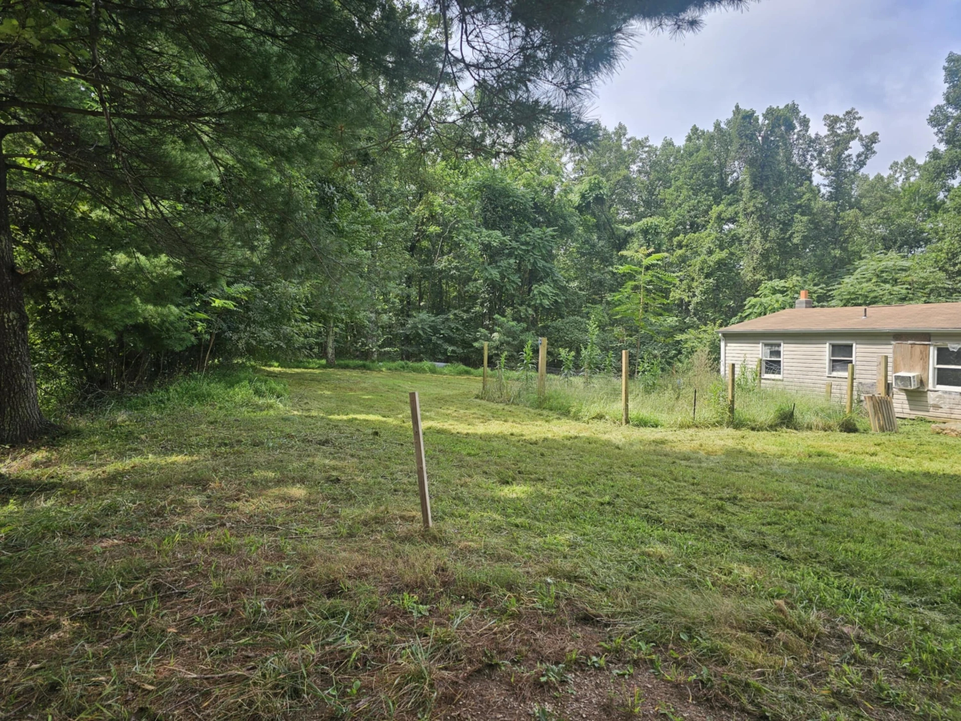 6685 FORK MOUNTAIN RD - Photo 2