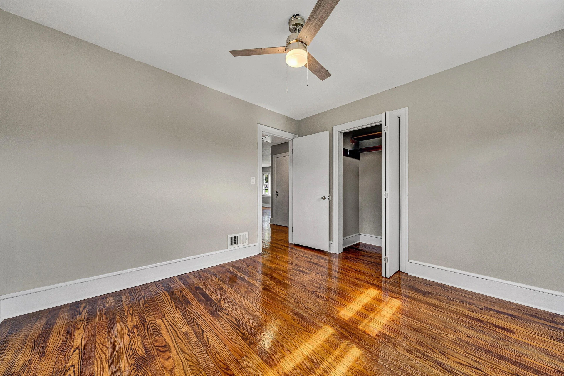 3725 Colonial AVE - Photo 13