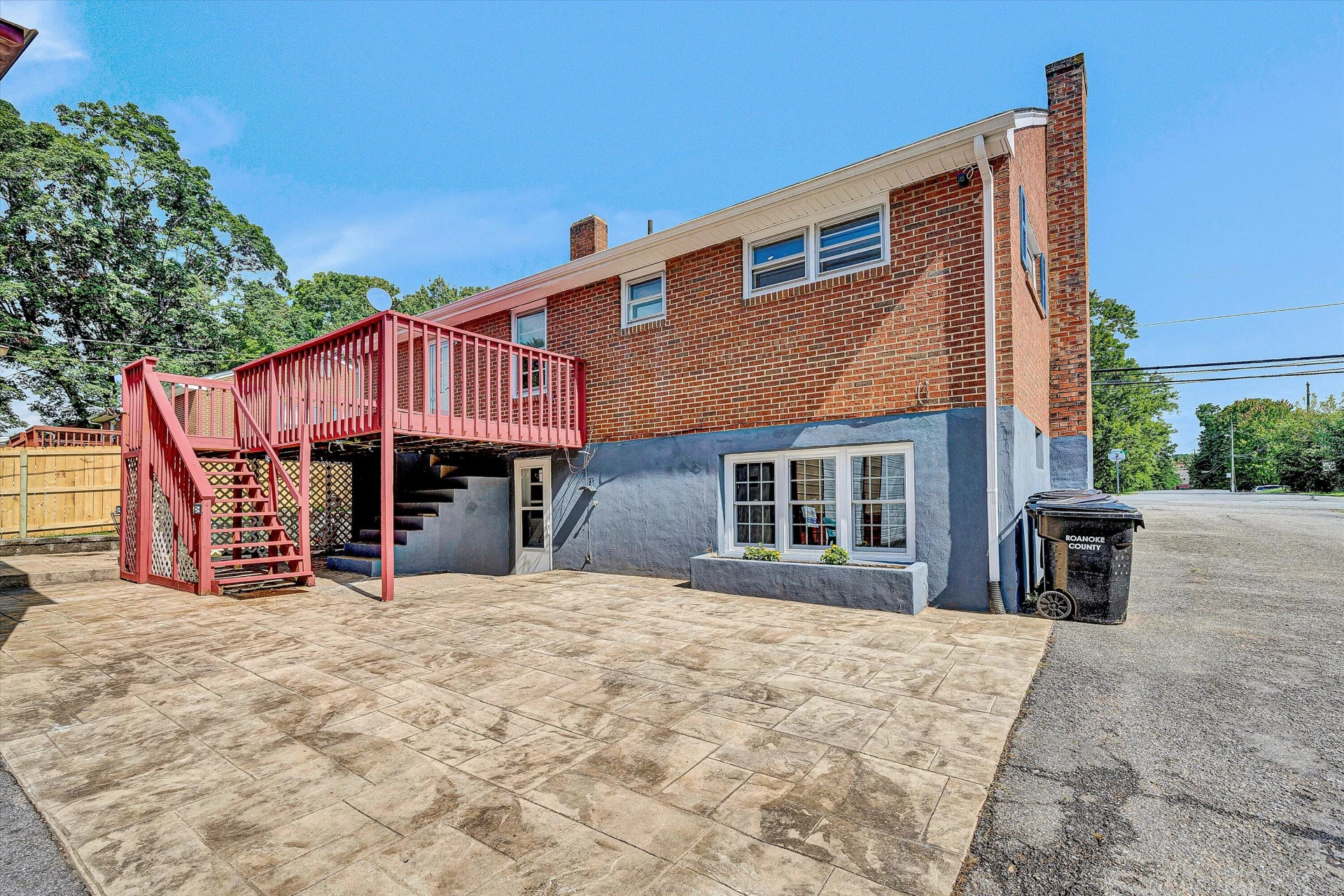 3725 Colonial AVE - Photo 32