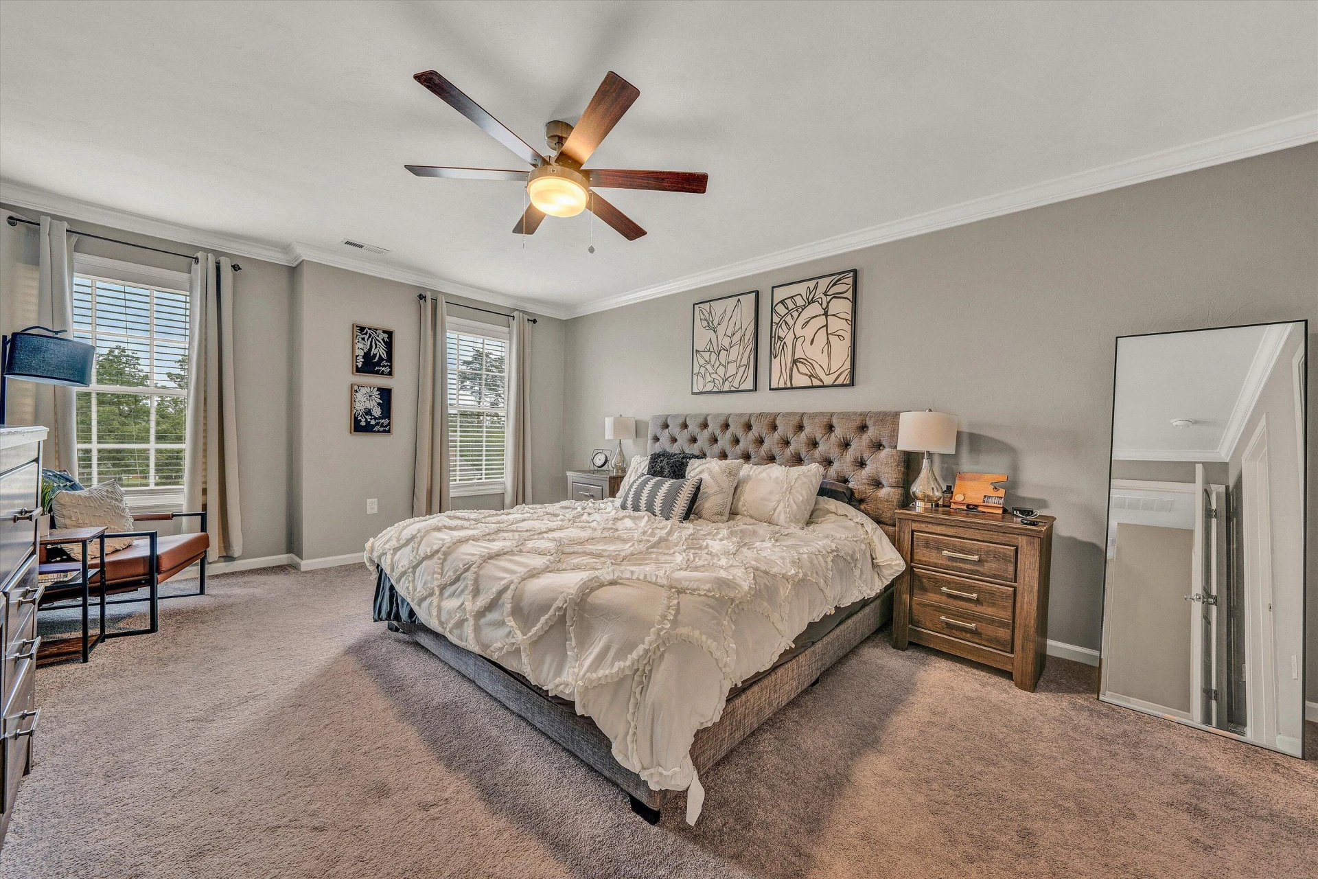 209 Edgemont DR - Photo 18