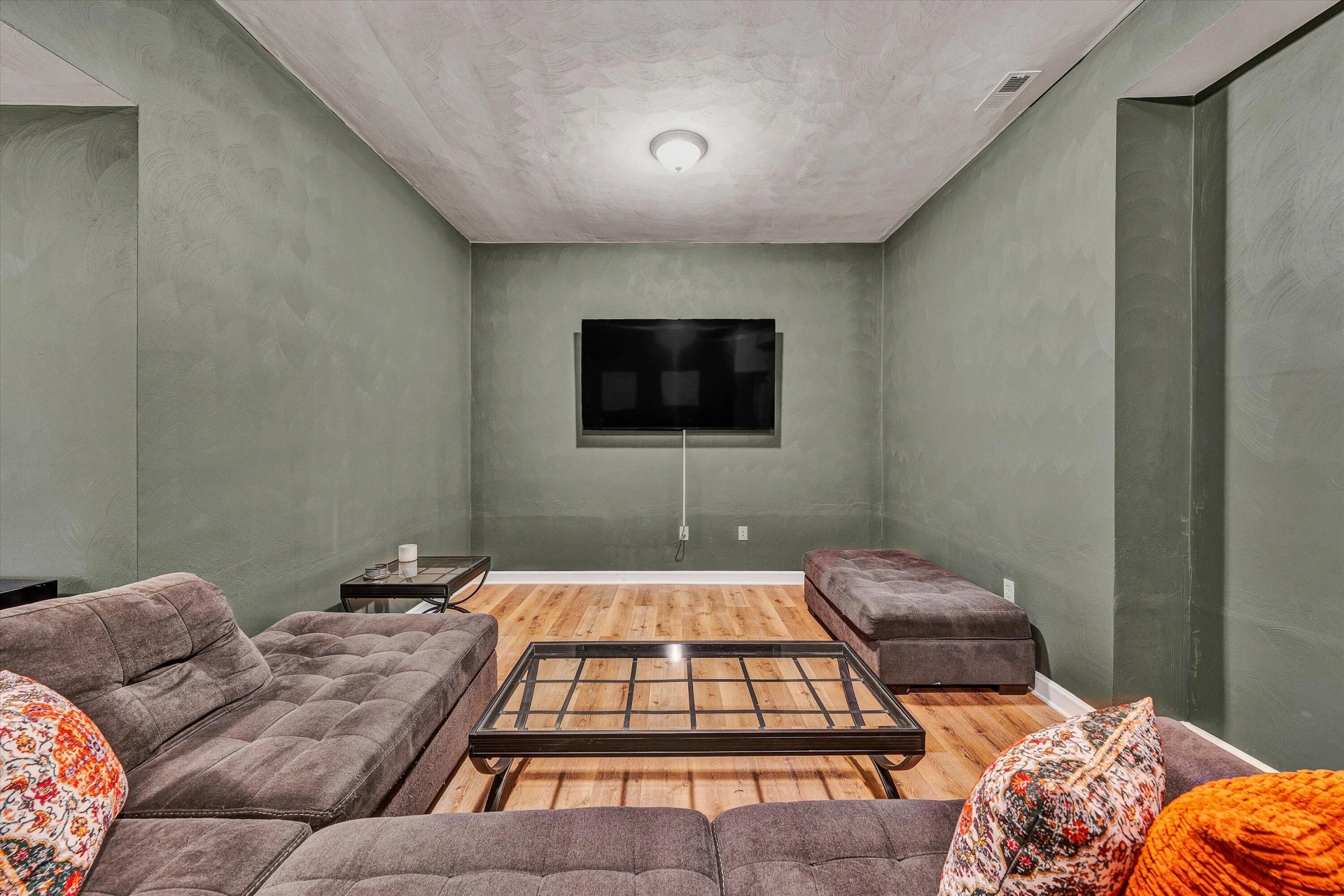 209 Edgemont DR - Photo 28