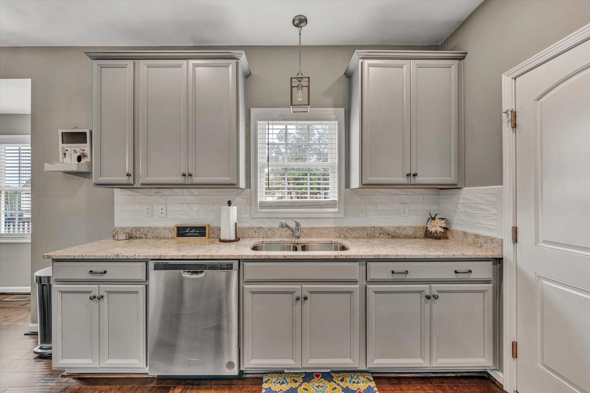 209 Edgemont DR - Photo 37