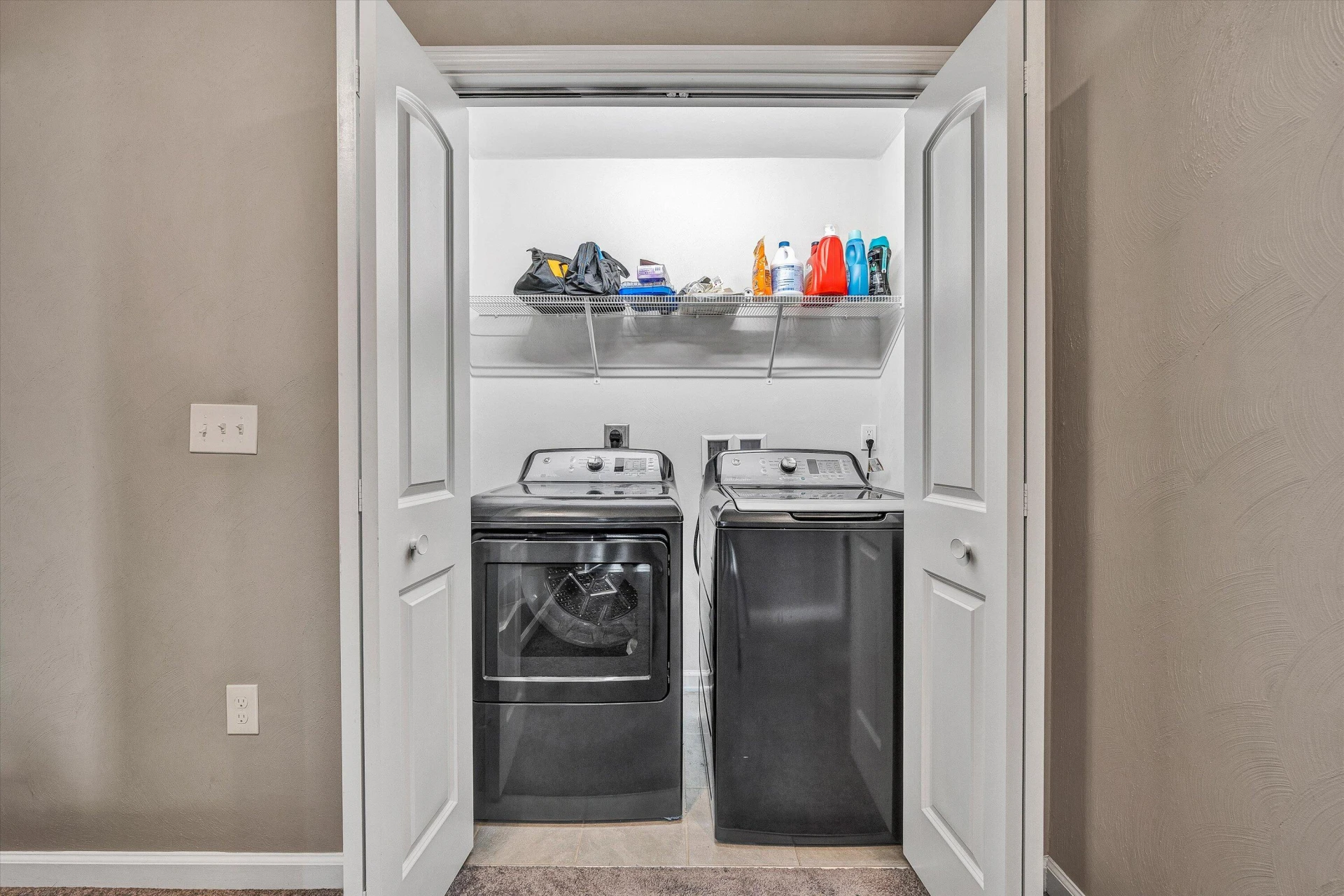 209 Edgemont DR - Photo 40
