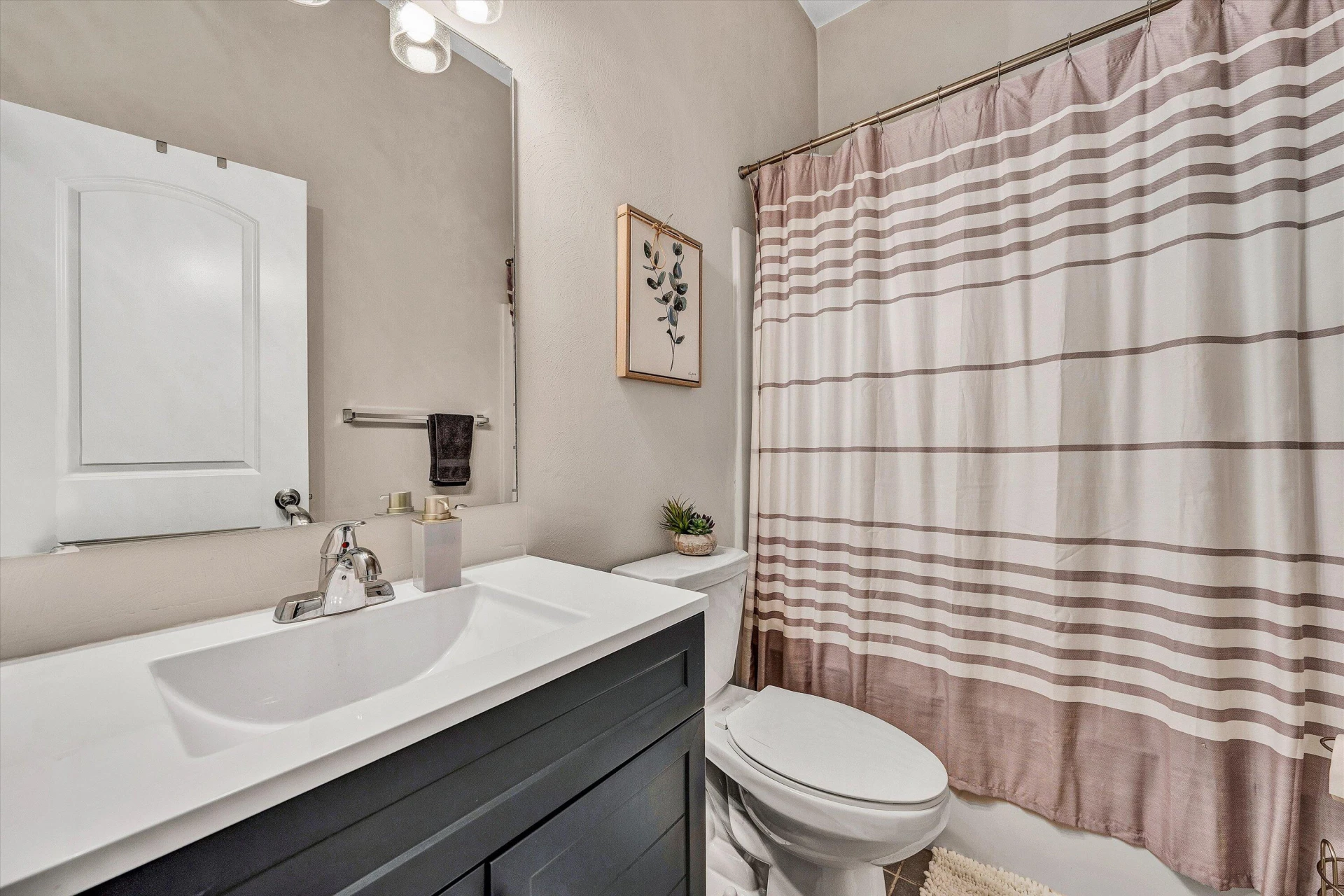 209 Edgemont DR - Photo 45