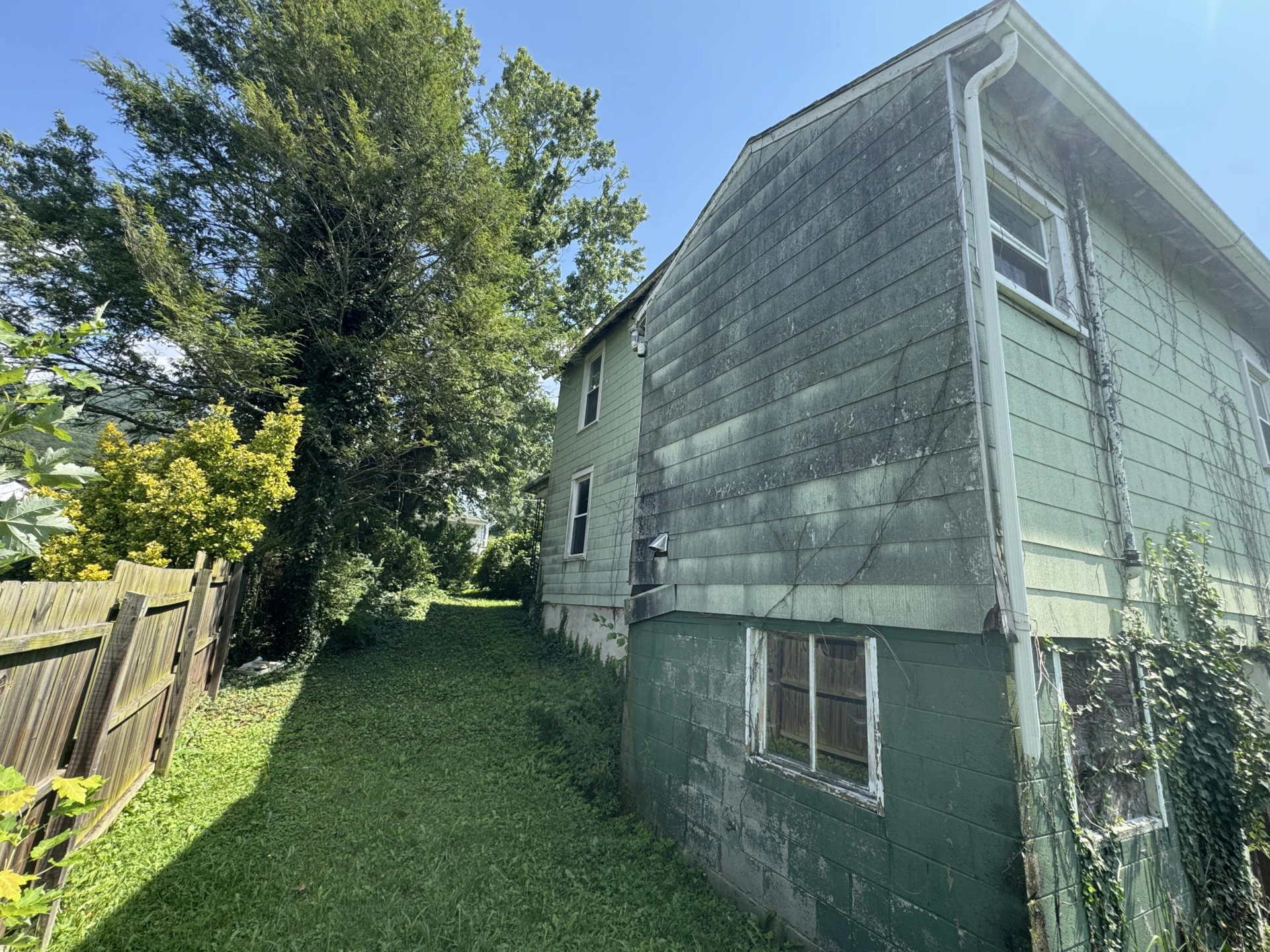 1114 Donovan ST - Photo 21