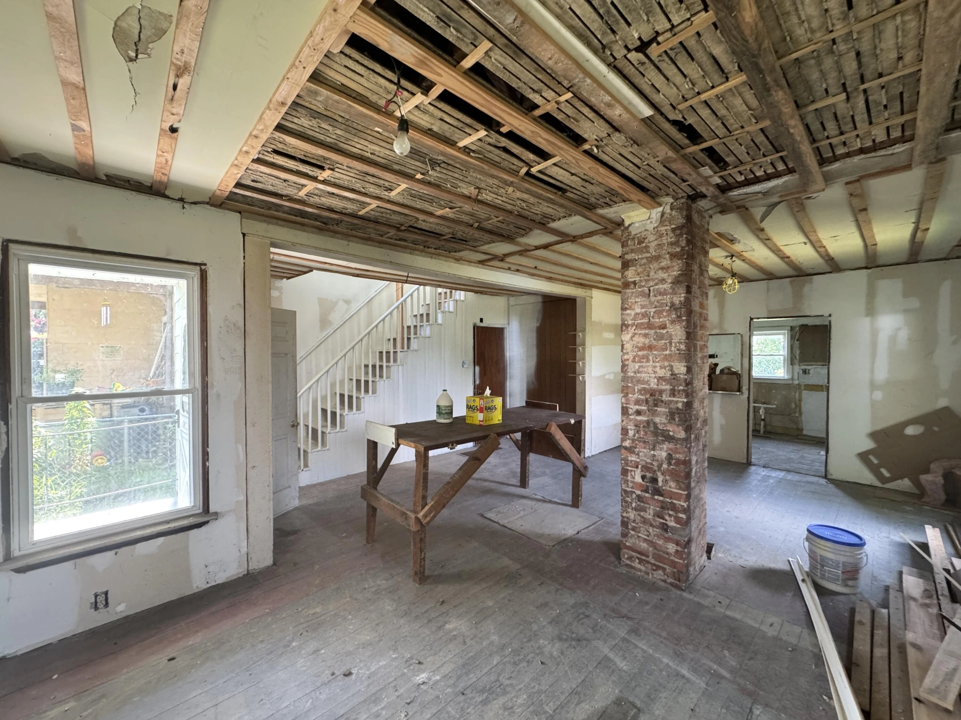 1114 Donovan ST - Photo 4