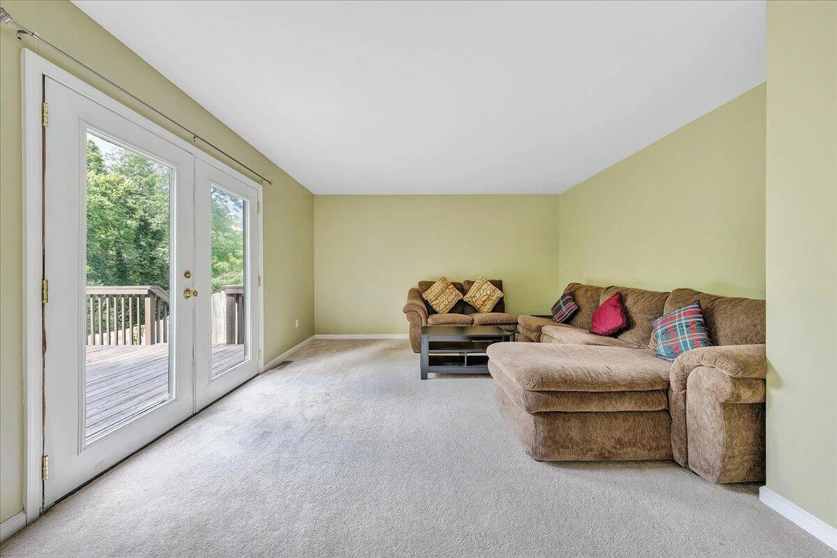 3341 Westmoreland DR - Photo 16
