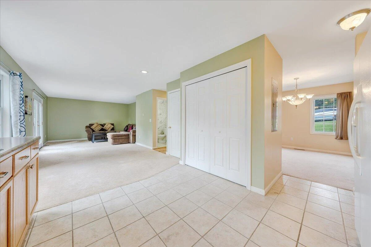 3341 Westmoreland DR - Photo 18