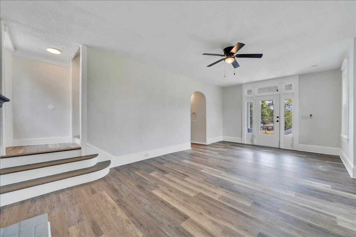 1131 Grayson AVE NW - Photo 11