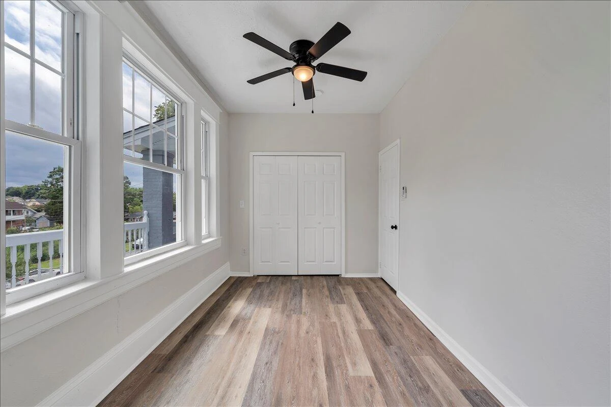 1131 Grayson AVE NW - Photo 14