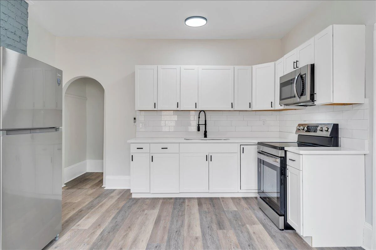 1131 Grayson AVE NW - Photo 18