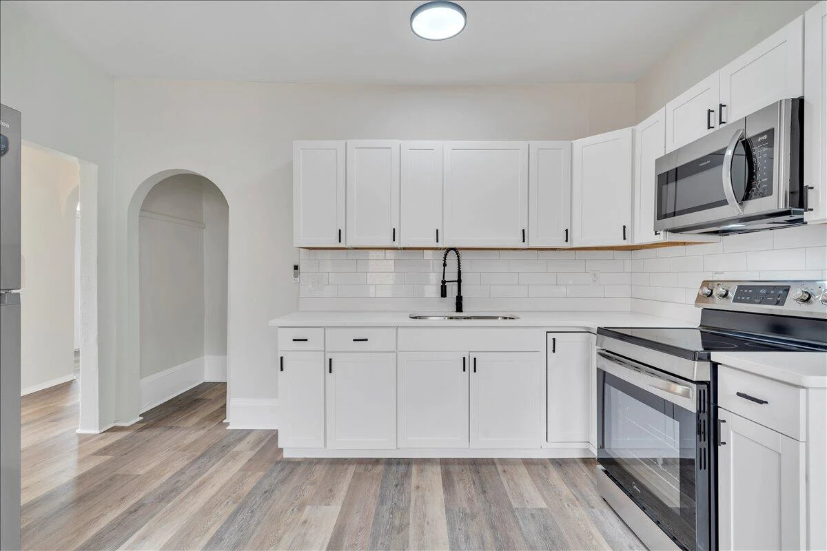 1131 Grayson AVE NW - Photo 19