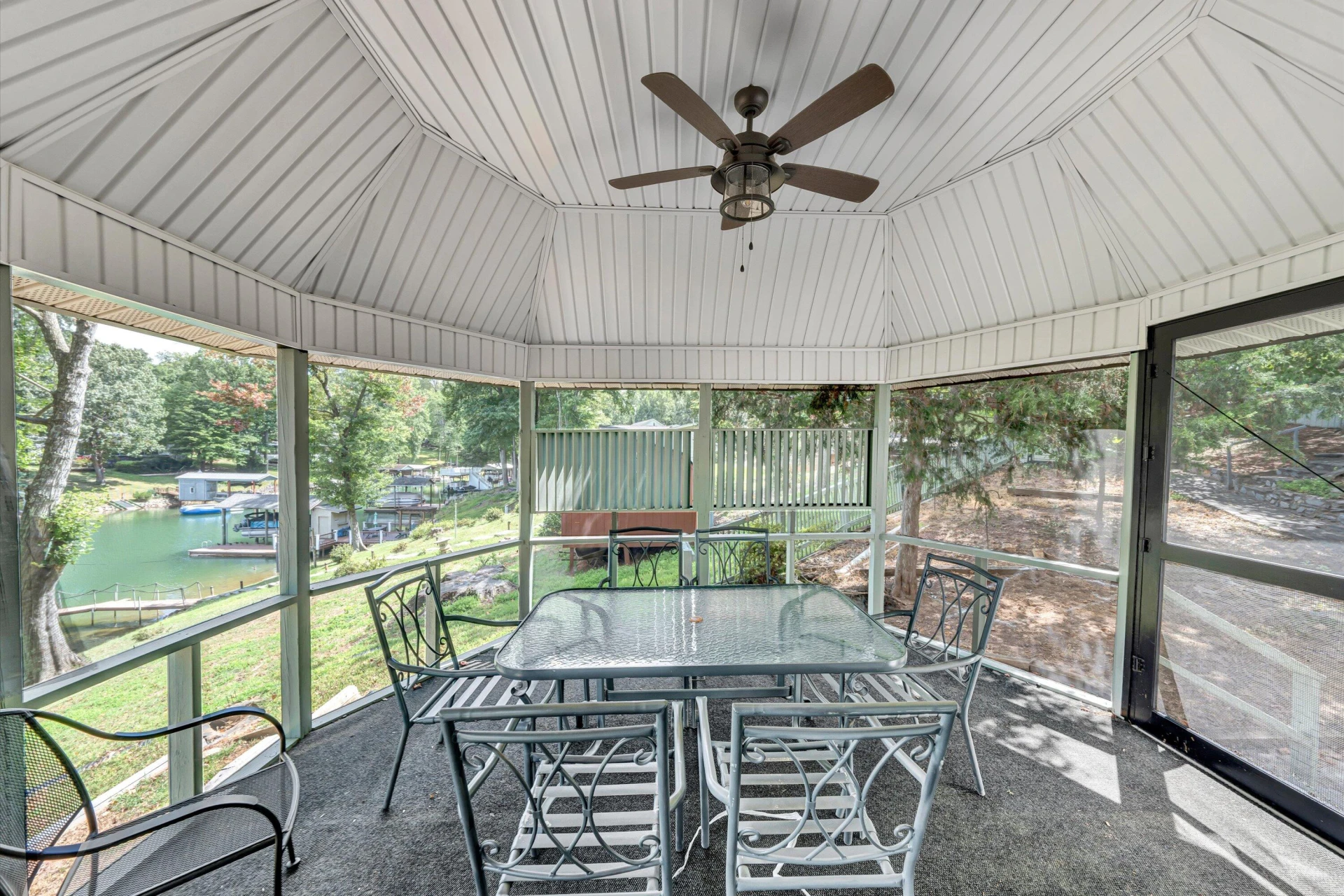 228 Cove RD - Photo 42
