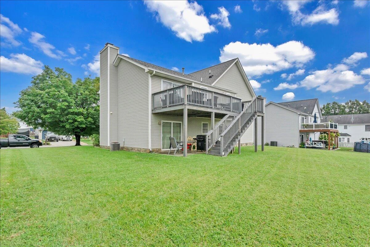 2414 Carlsbad CIR - Photo 20
