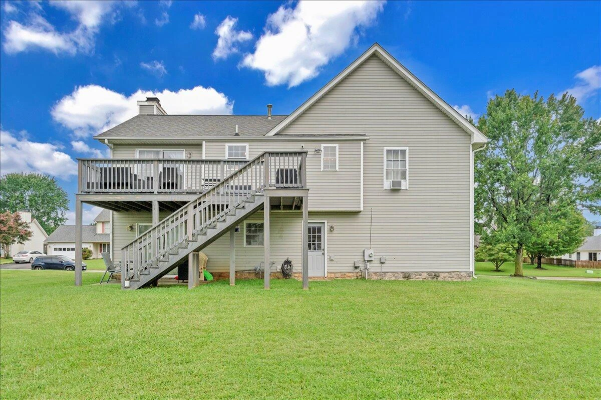 2414 Carlsbad CIR - Photo 21