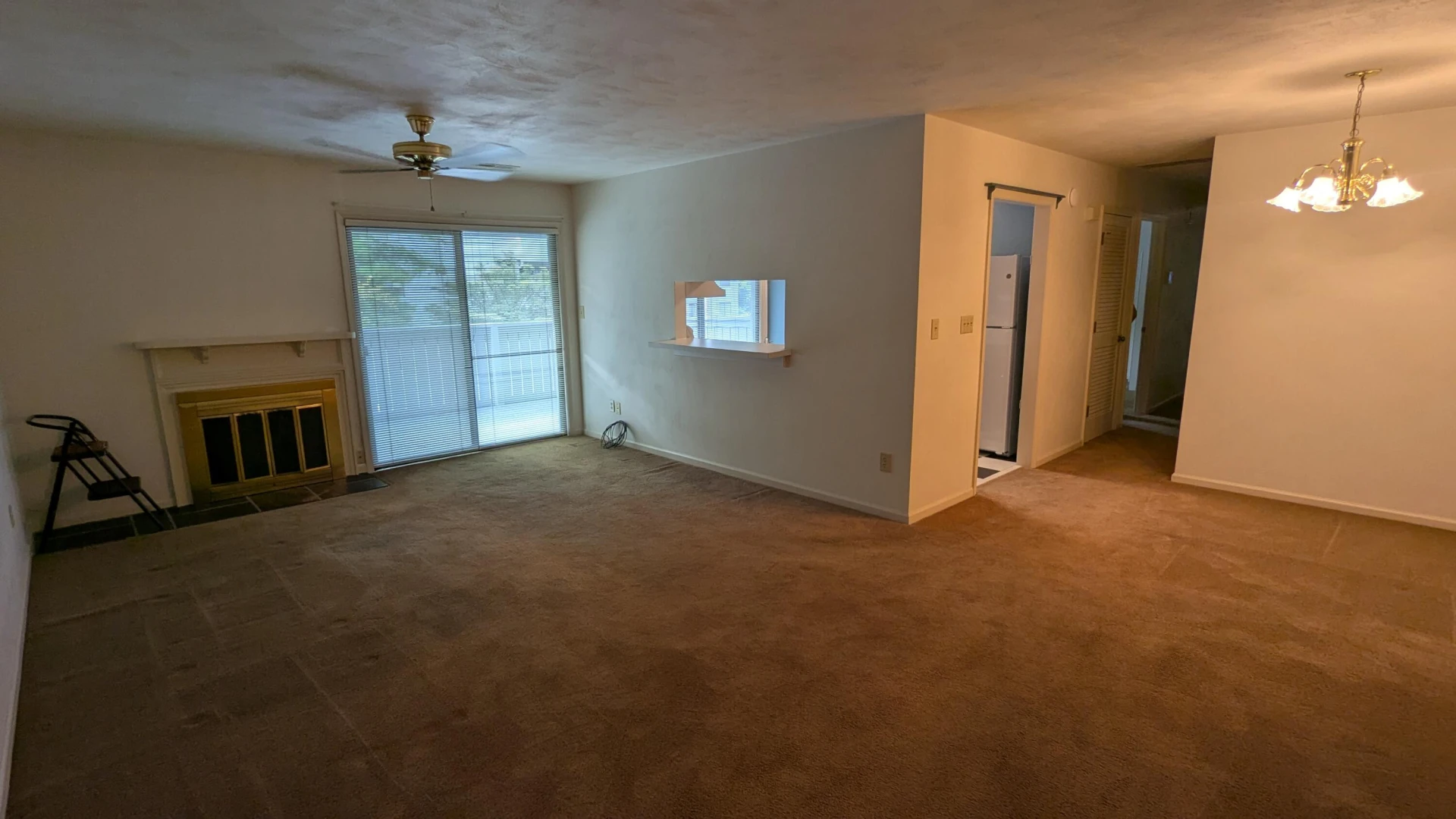 2513 Gatehouse LN - Photo 2