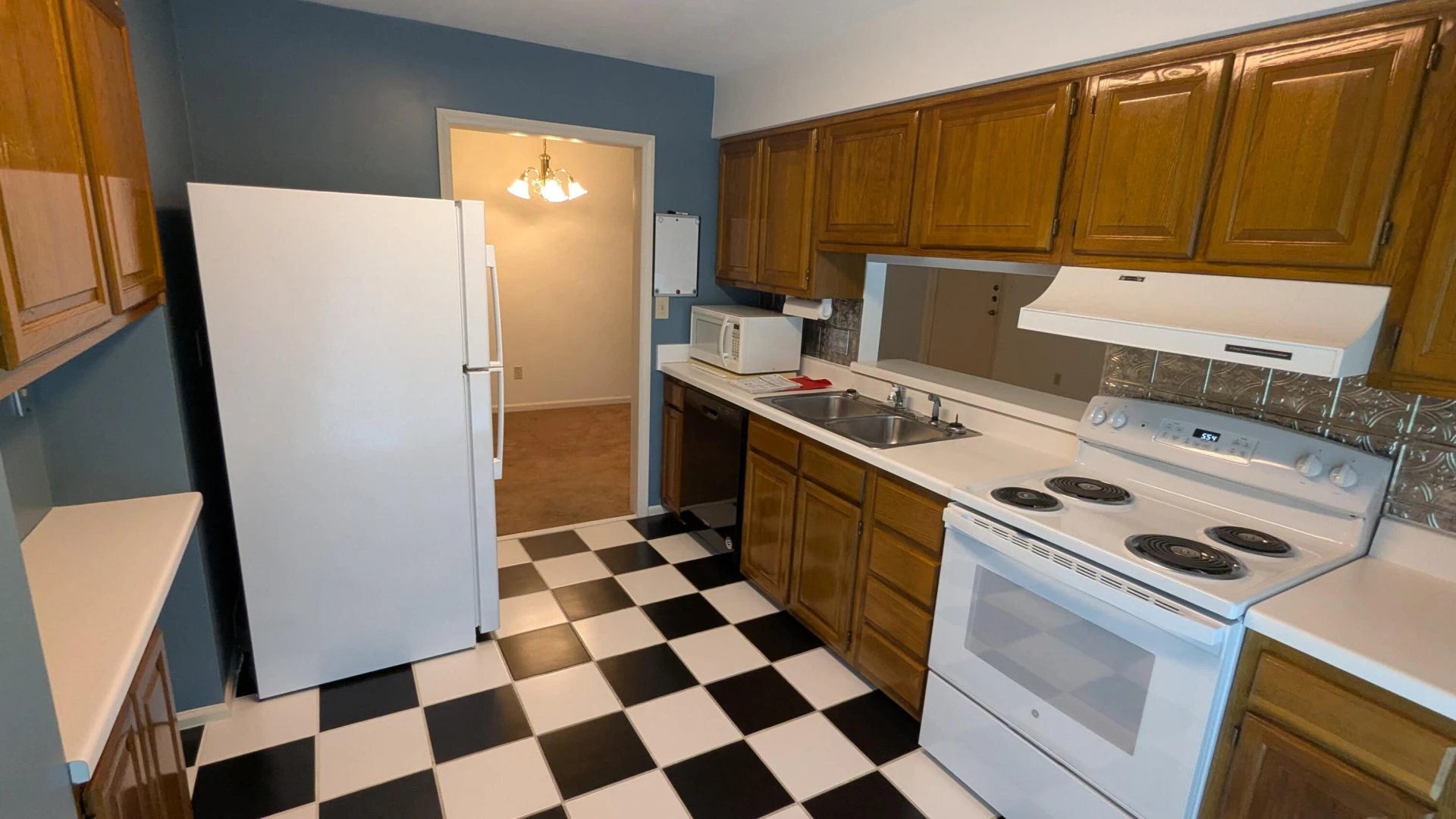 2513 Gatehouse LN - Photo 4