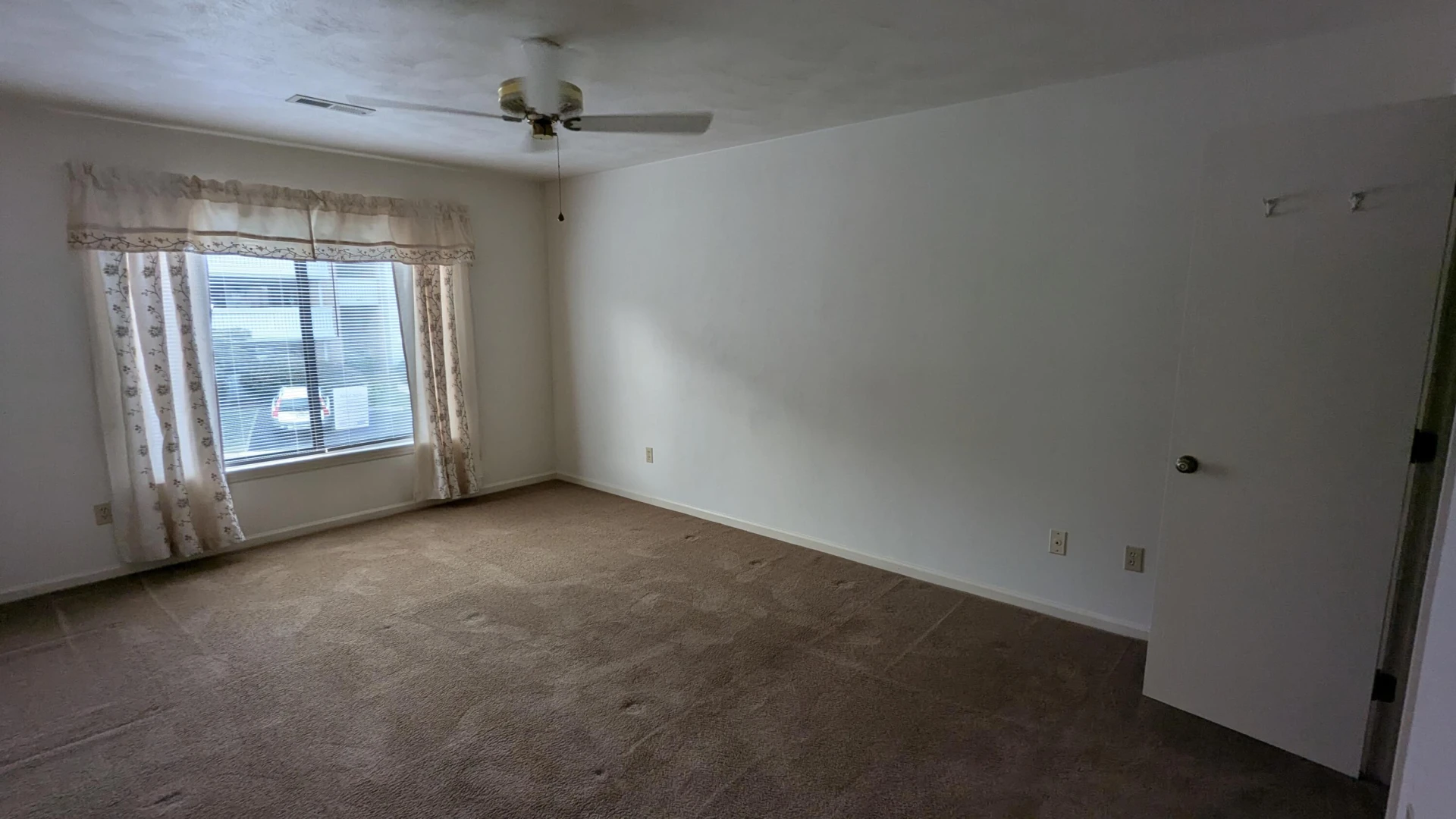 2513 Gatehouse LN - Photo 9