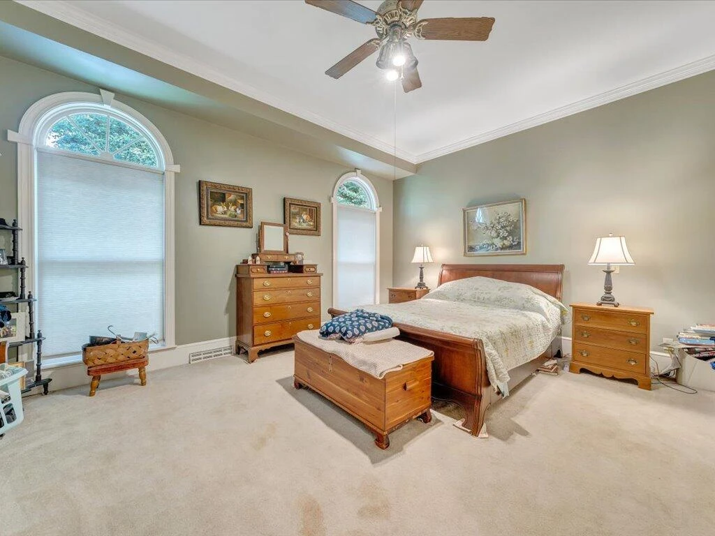 235 Leatherwood CIR - Photo 22
