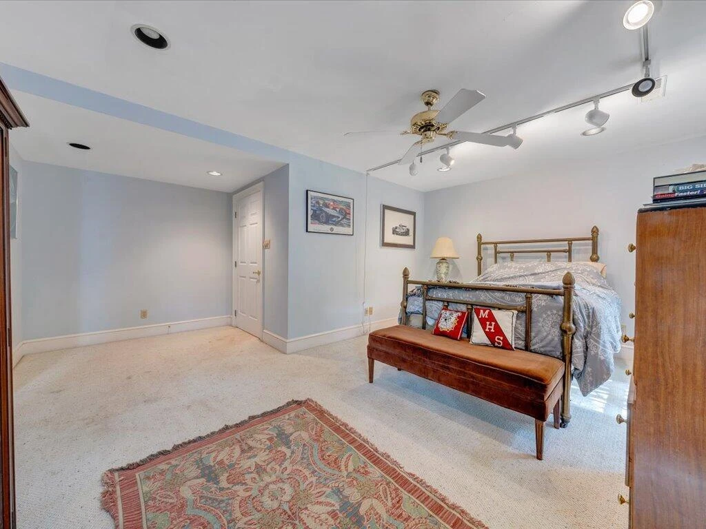 235 Leatherwood CIR - Photo 39