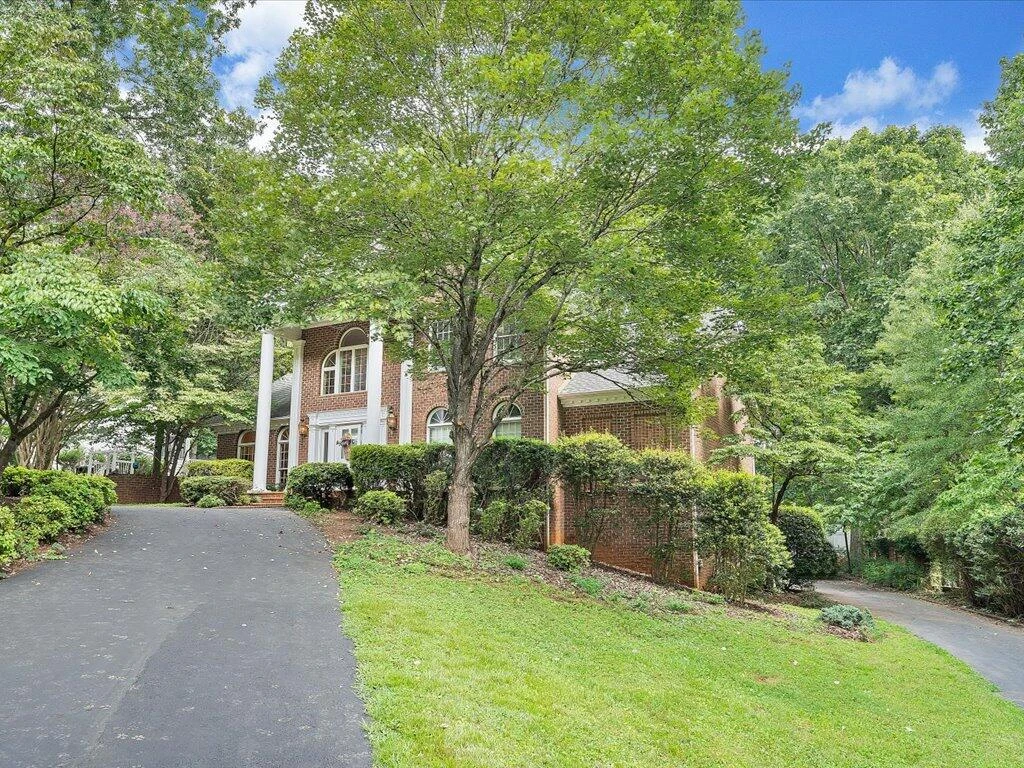 235 Leatherwood CIR - Photo 44