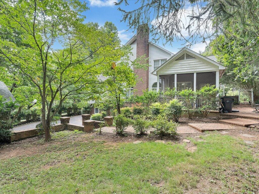 235 Leatherwood CIR - Photo 46