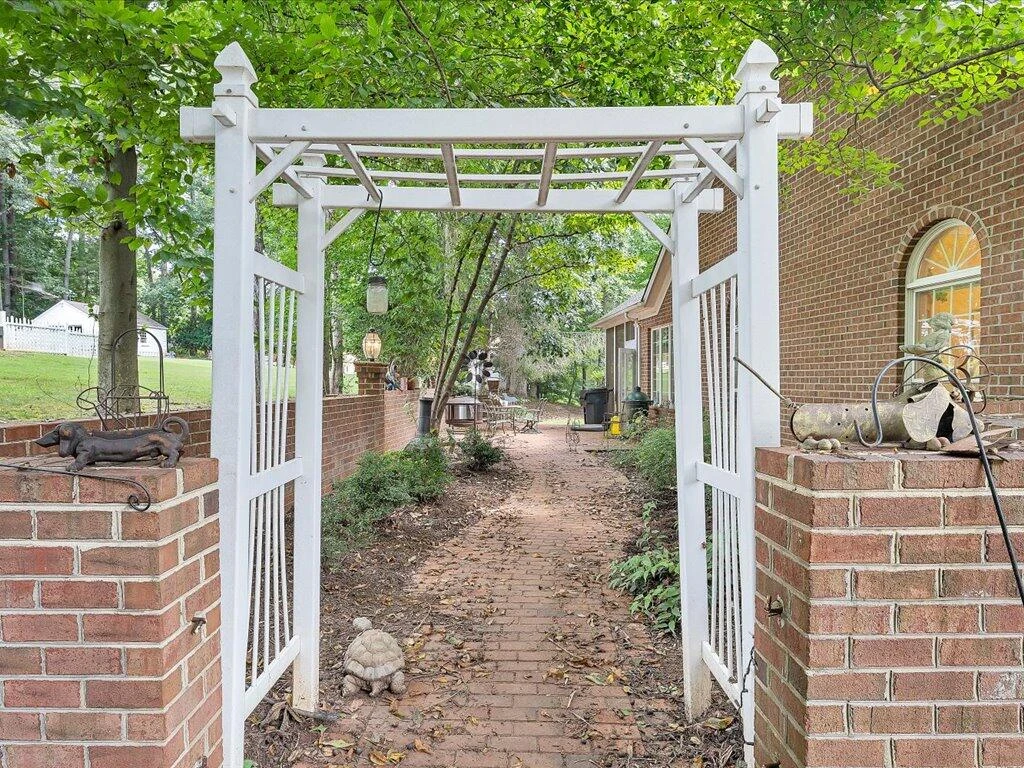 235 Leatherwood CIR - Photo 48