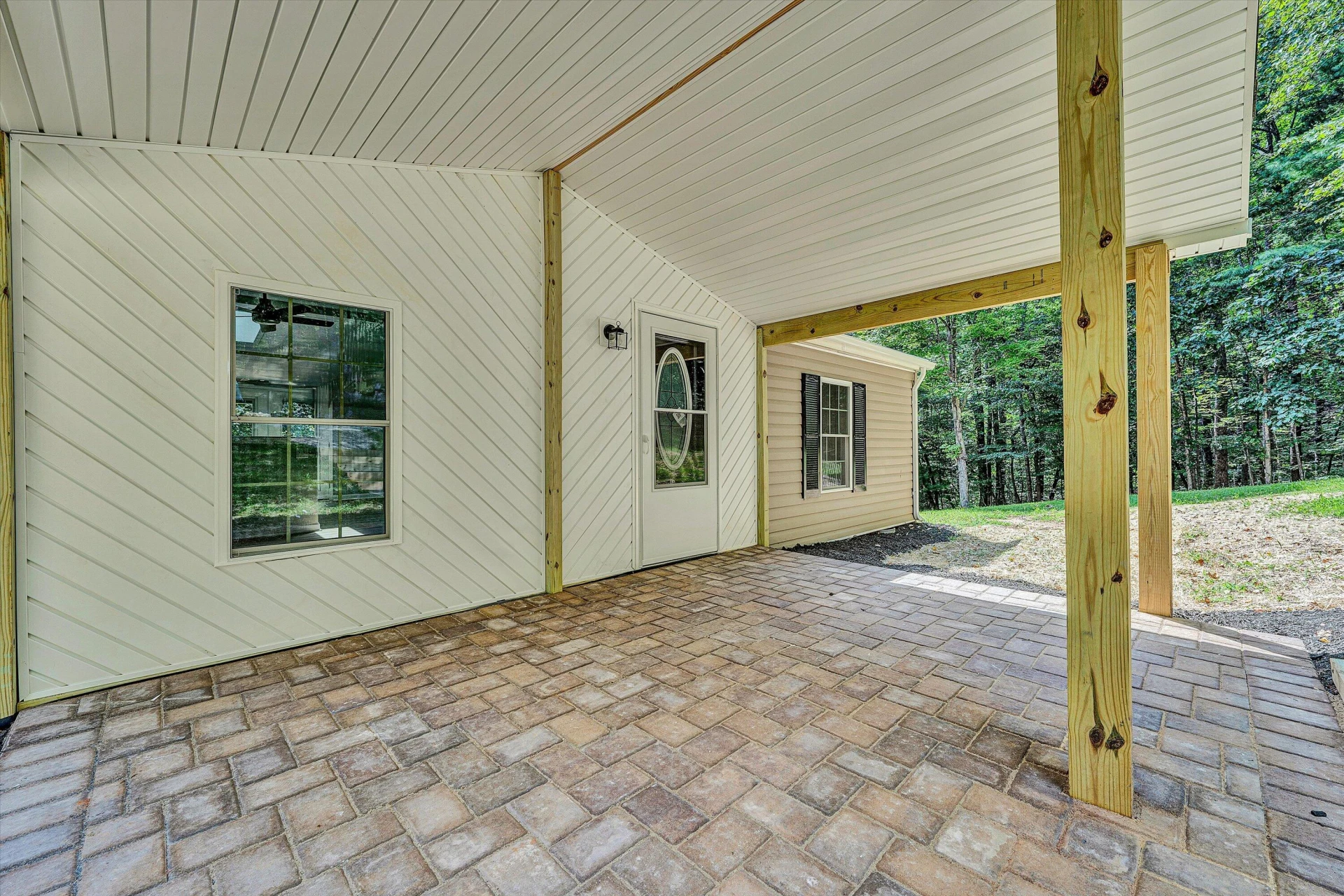 1112 Altice Mill RD - Photo 3