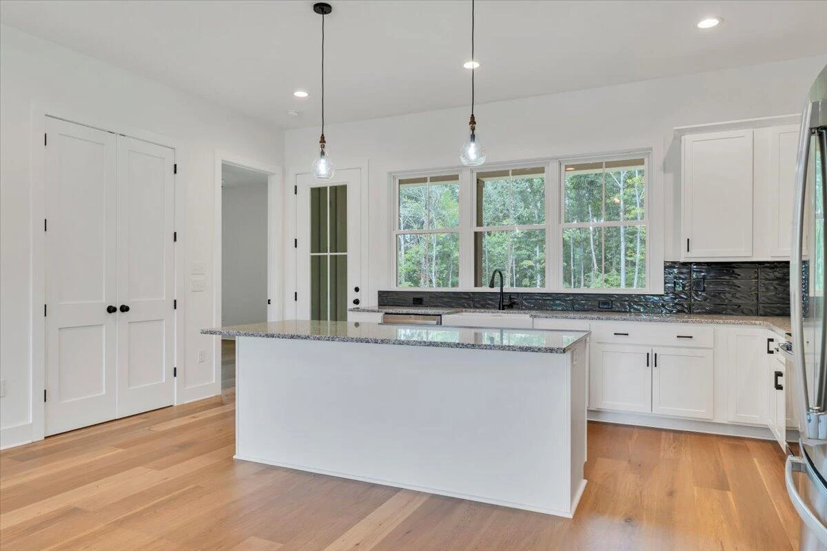 1218 Morgans Church RD - Photo 16