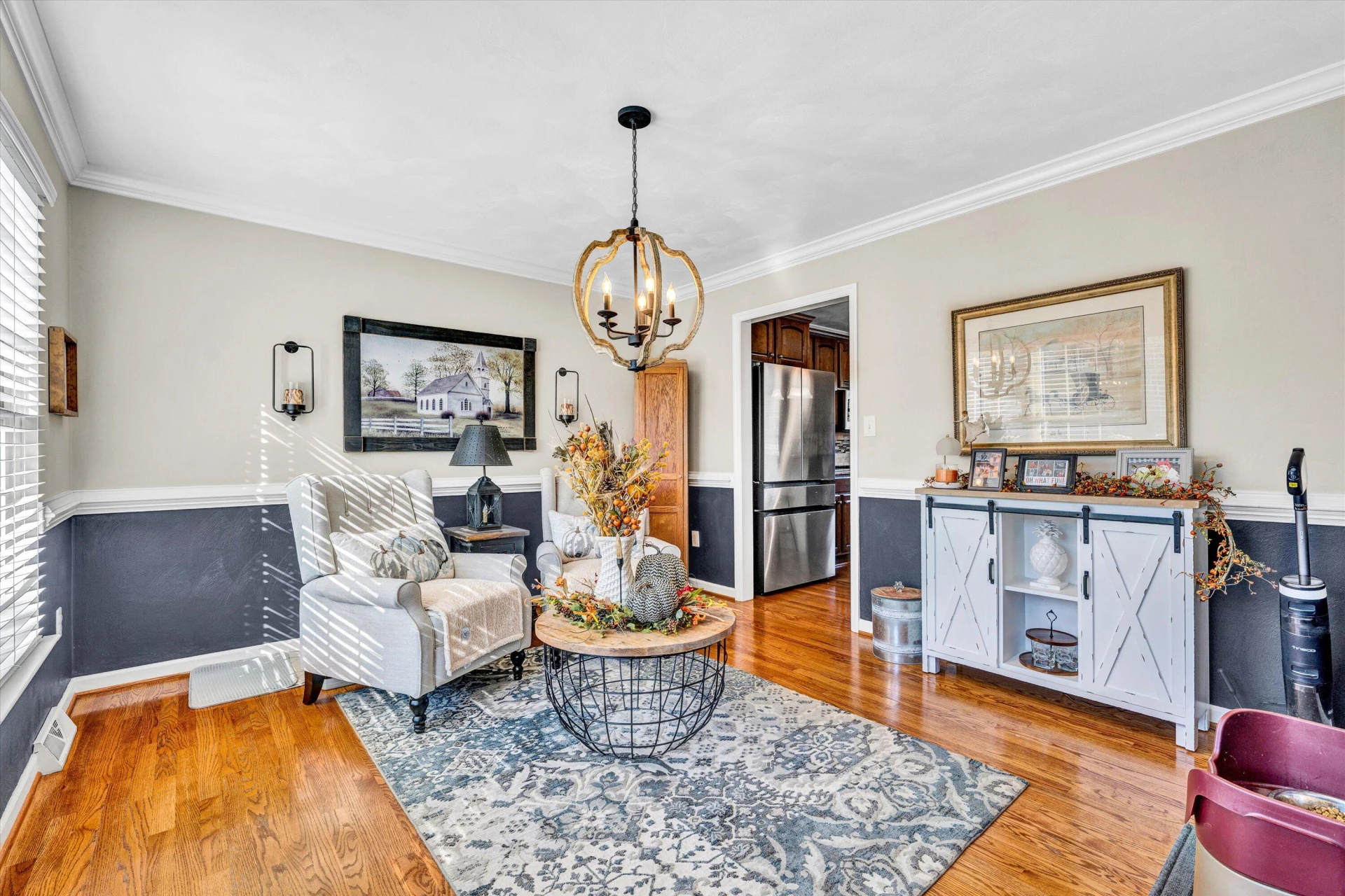 2836 Matthew DR - Photo 10