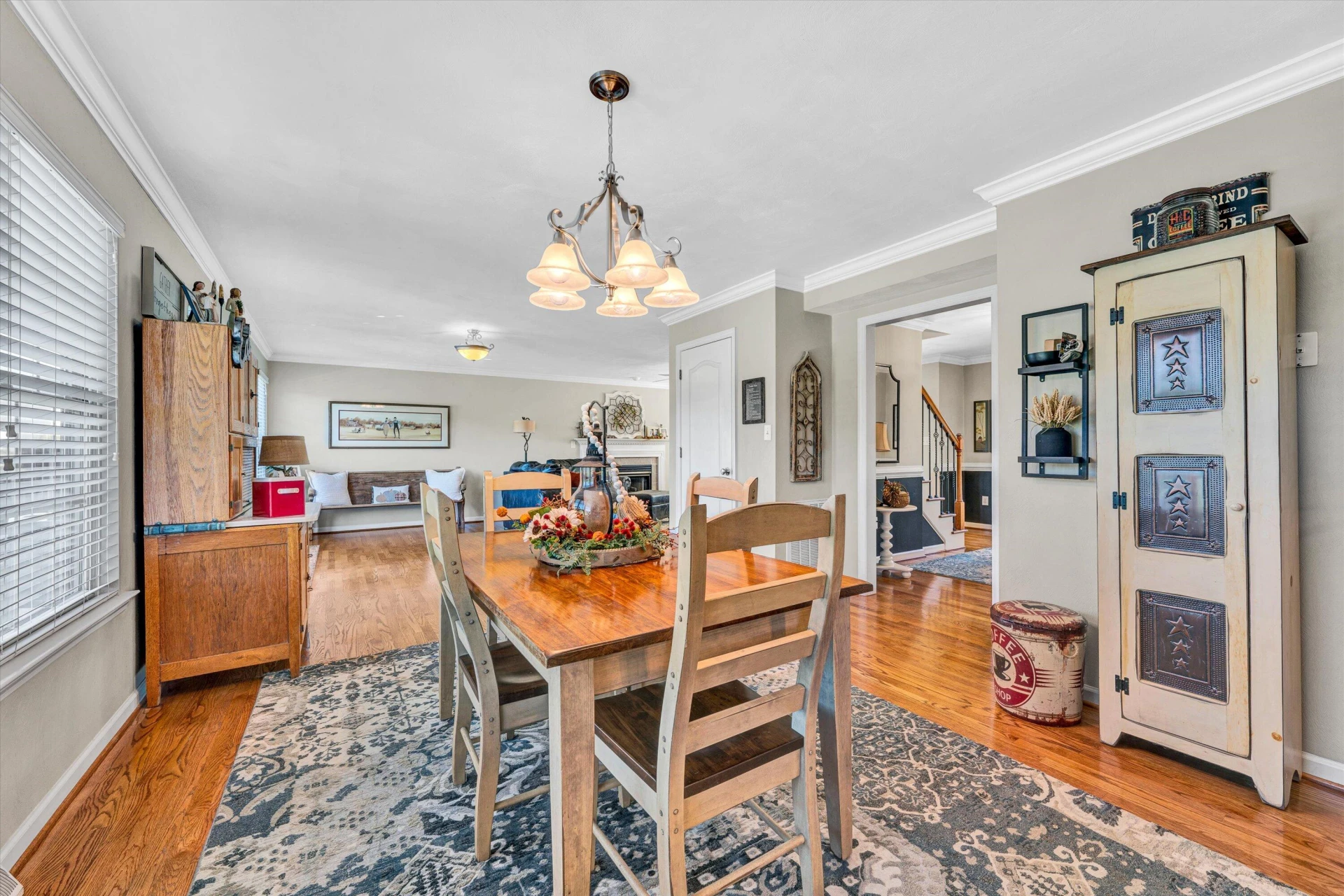 2836 Matthew DR - Photo 17