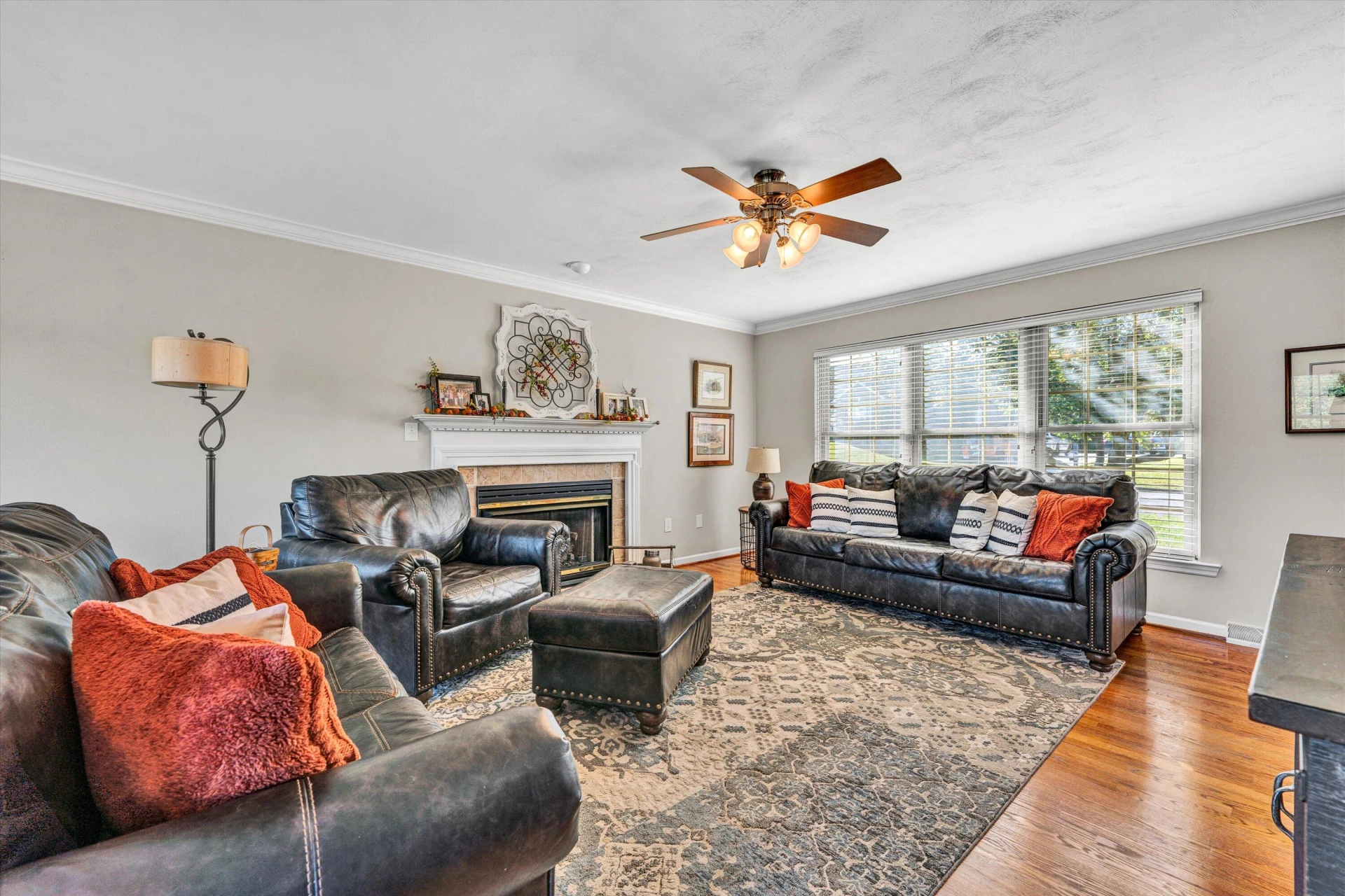 2836 Matthew DR - Photo 21