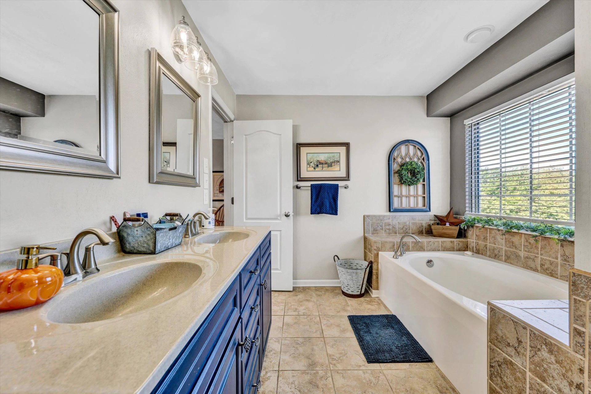 2836 Matthew DR - Photo 30