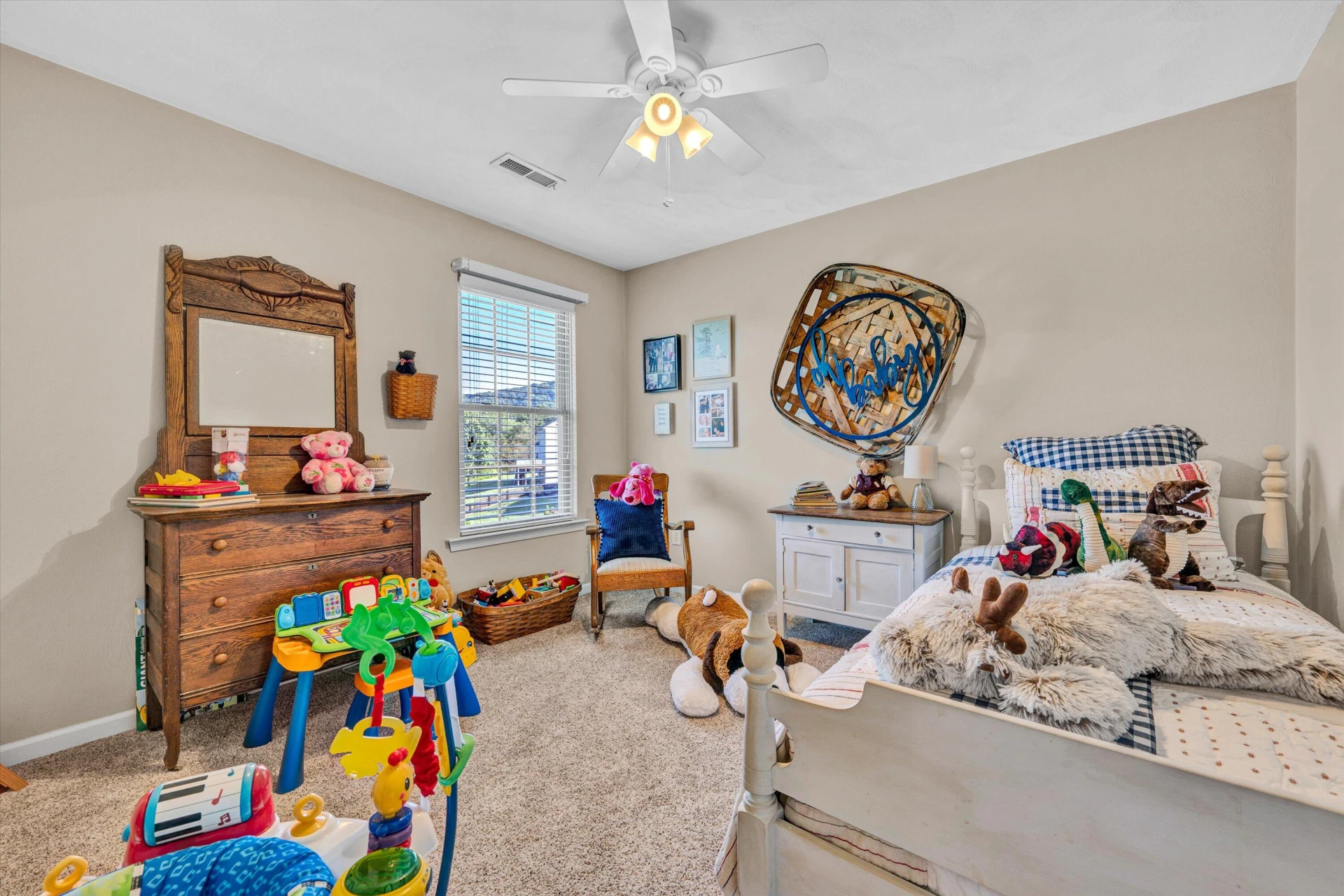 2836 Matthew DR - Photo 33
