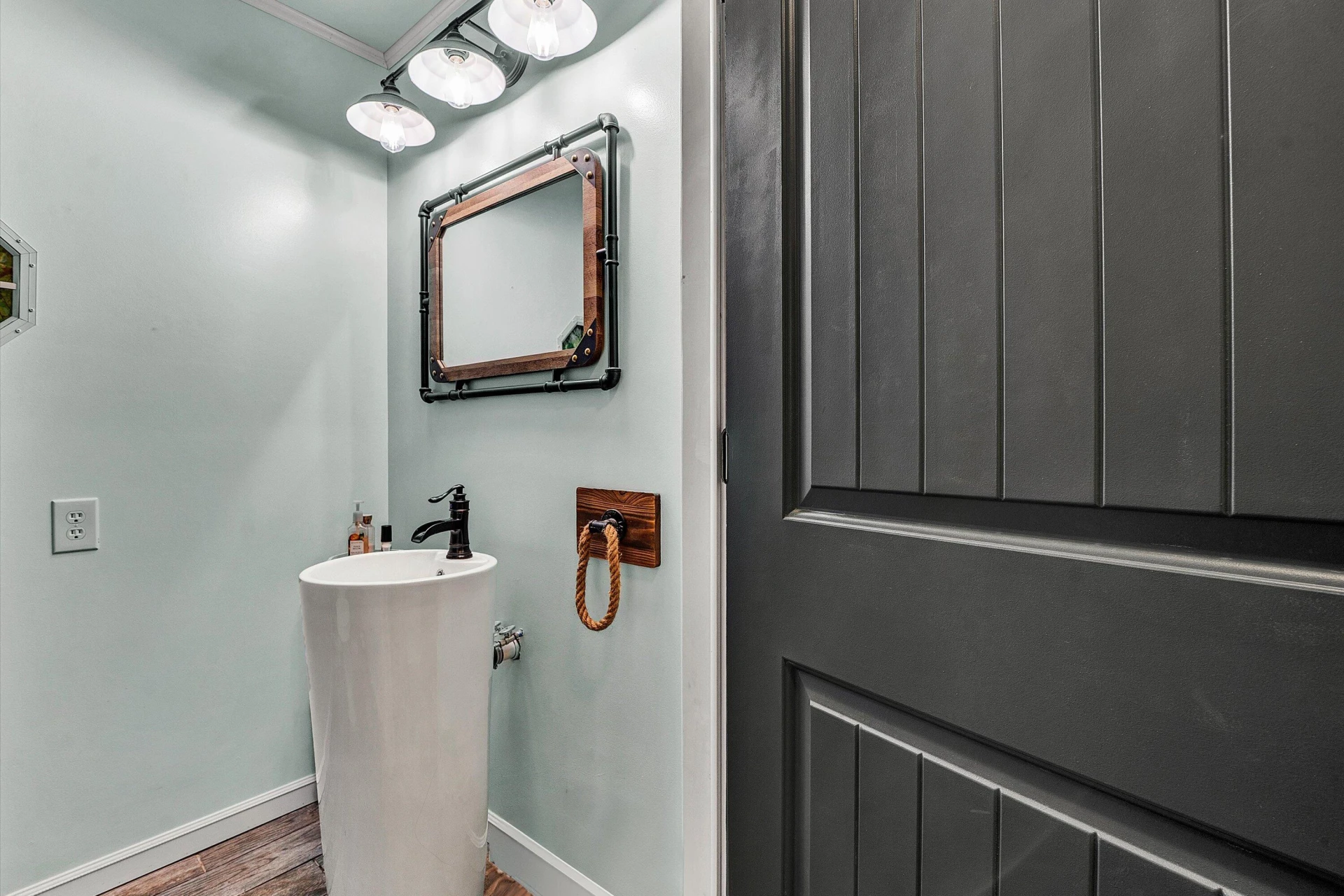 635 Ridgecrest DR - Photo 17