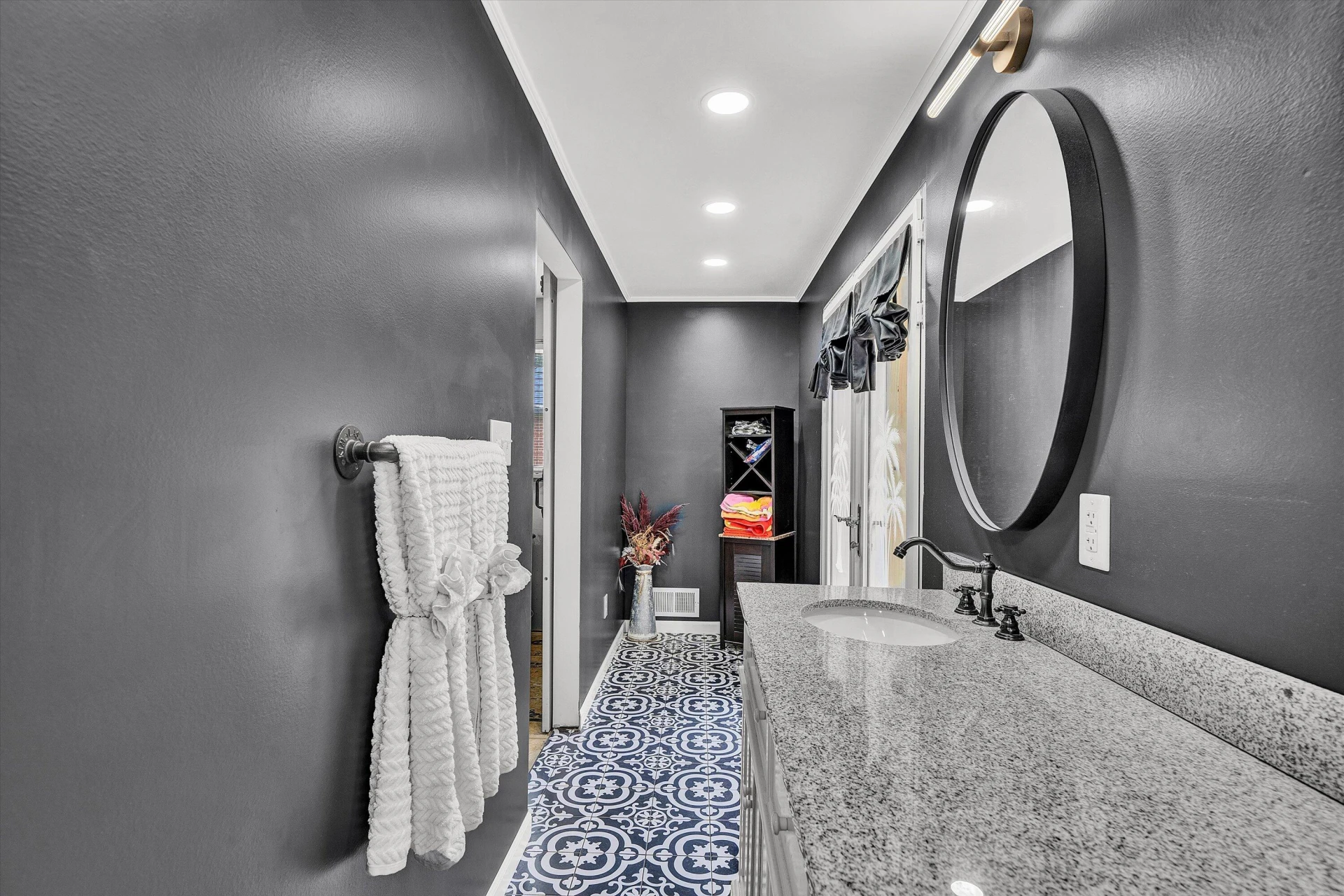 635 Ridgecrest DR - Photo 21