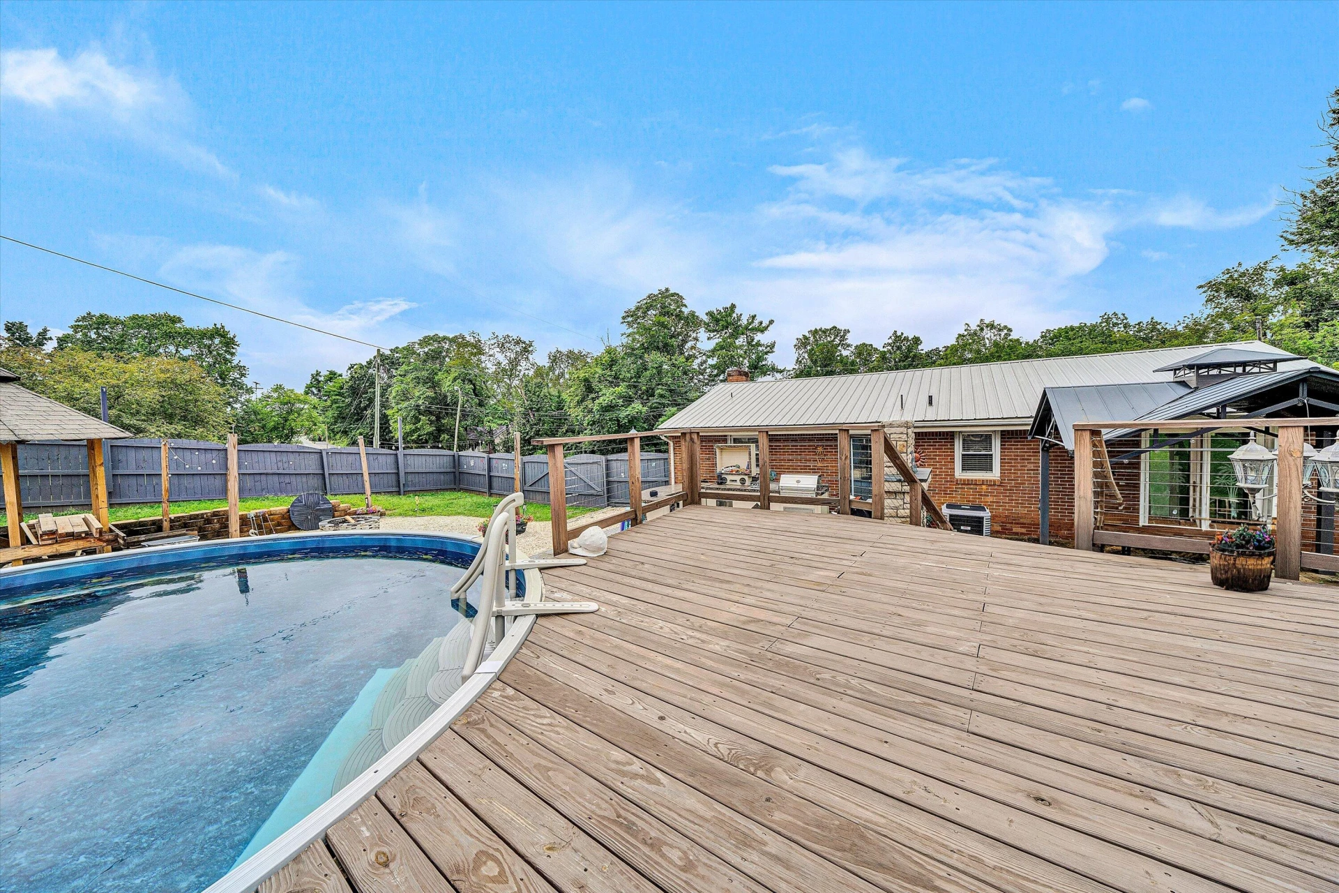 635 Ridgecrest DR - Photo 33