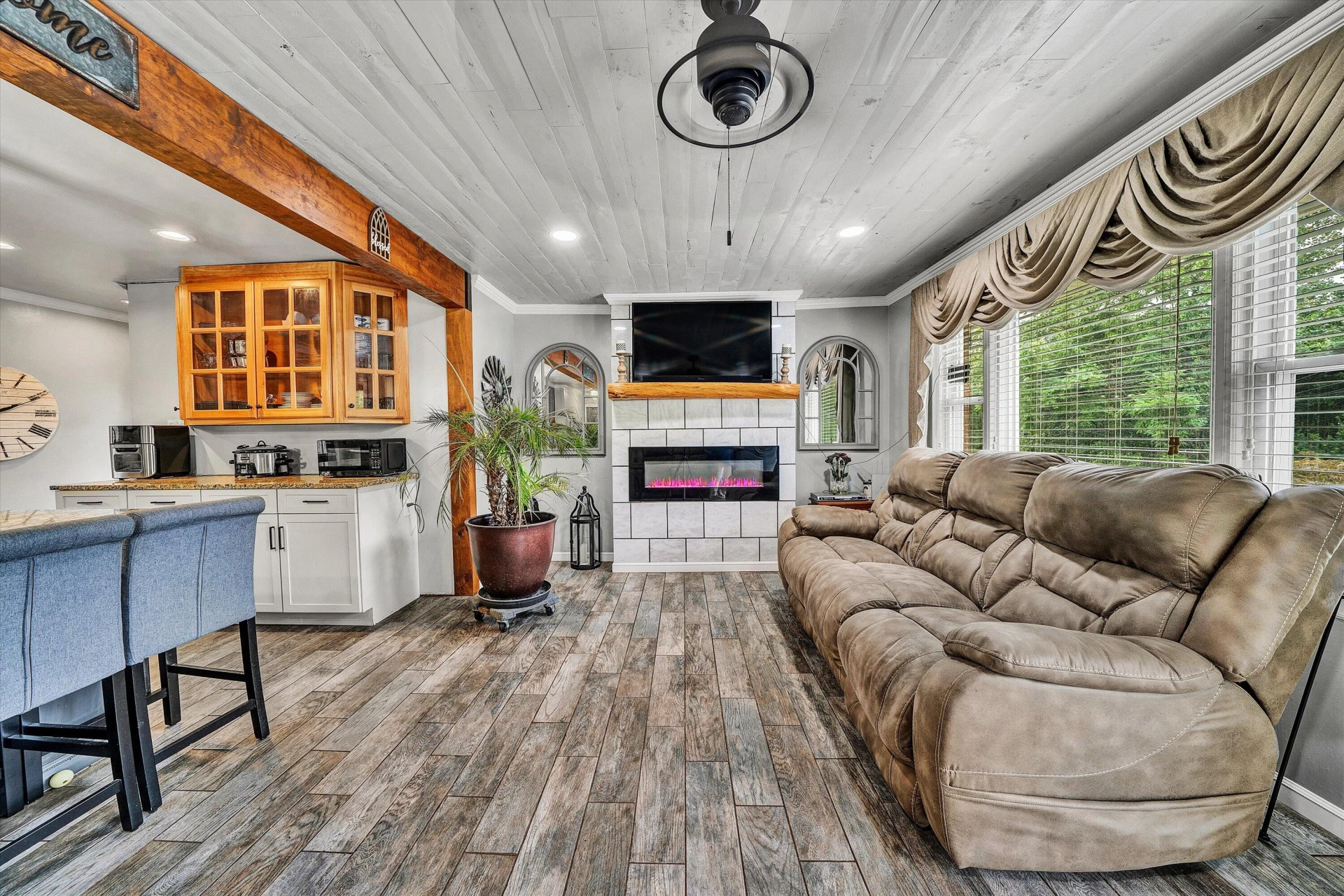 635 Ridgecrest DR - Photo 6