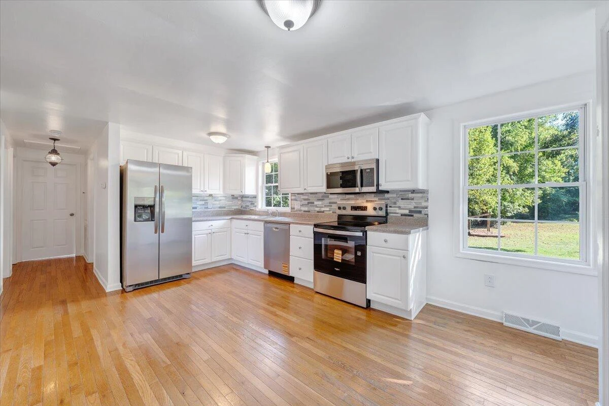 7544 Virginia Byway - Photo 5