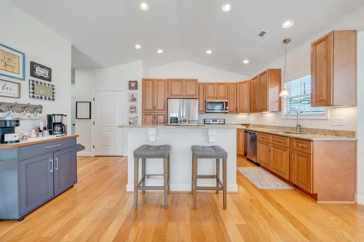 1010 Big Ben DR - Photo 10