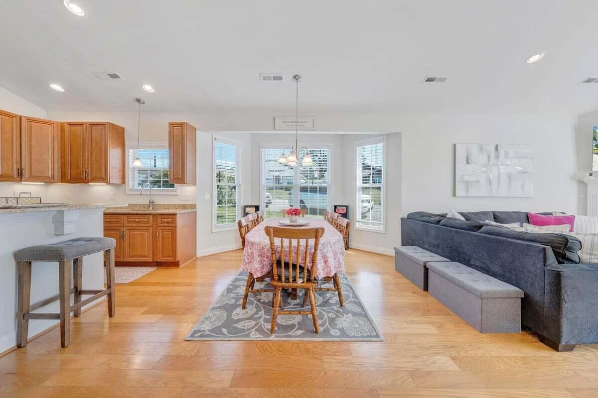 1010 Big Ben DR - Photo 12