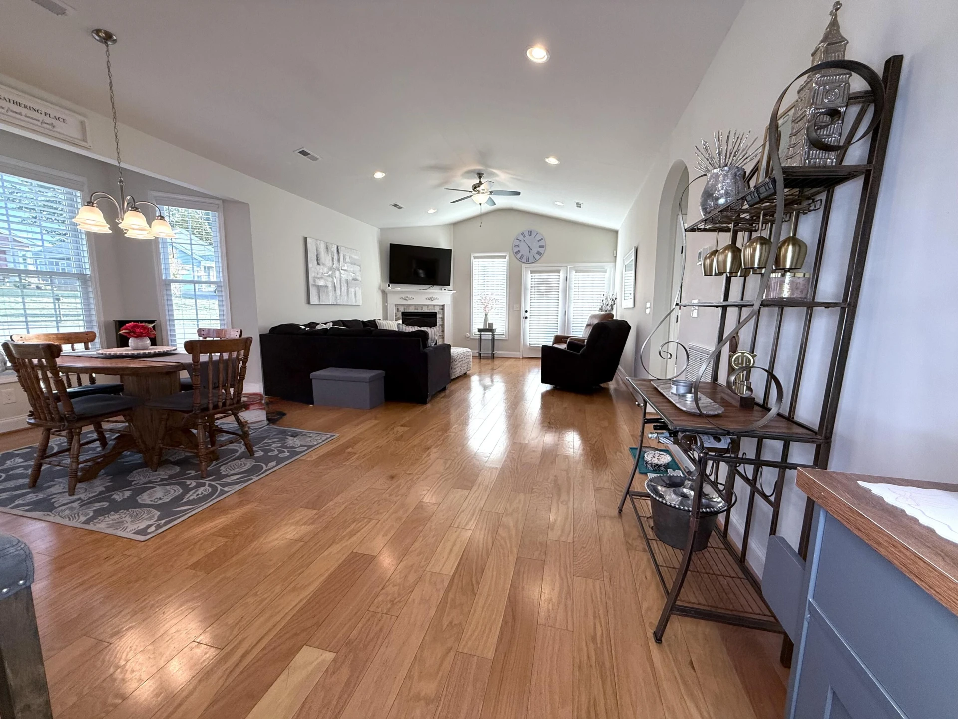 1010 Big Ben DR - Photo 18