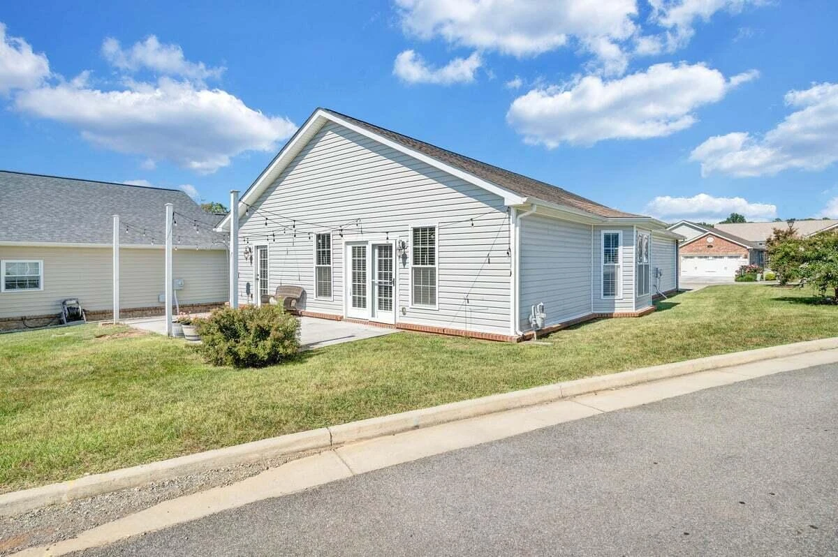 1010 Big Ben DR - Photo 45