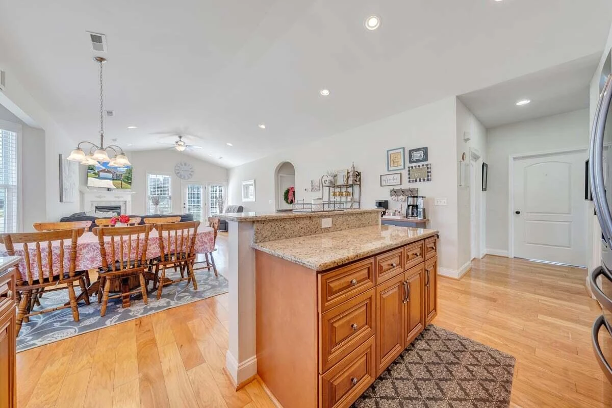 1010 Big Ben DR - Photo 6